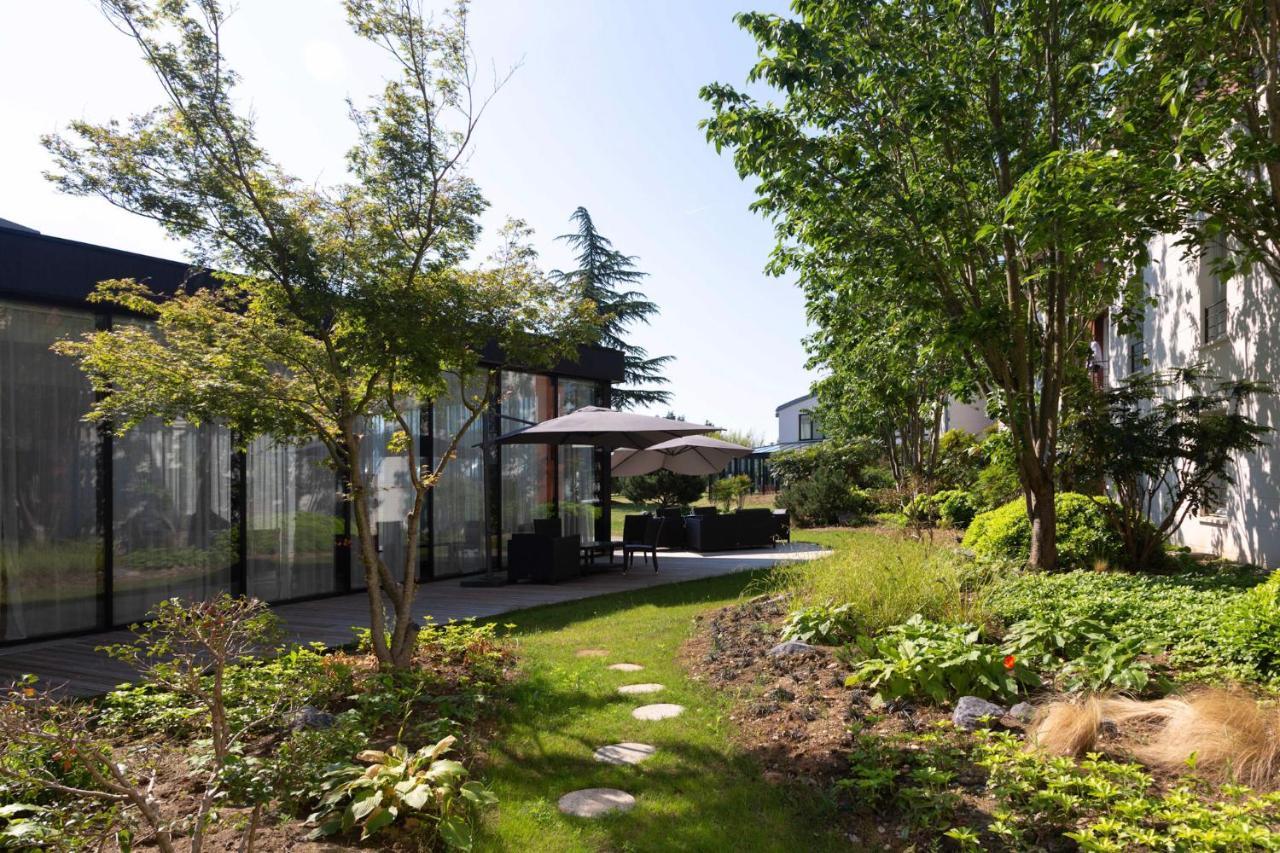 Paxton Paris Mlv Hotel Ferrieres-en-Brie Exterior photo