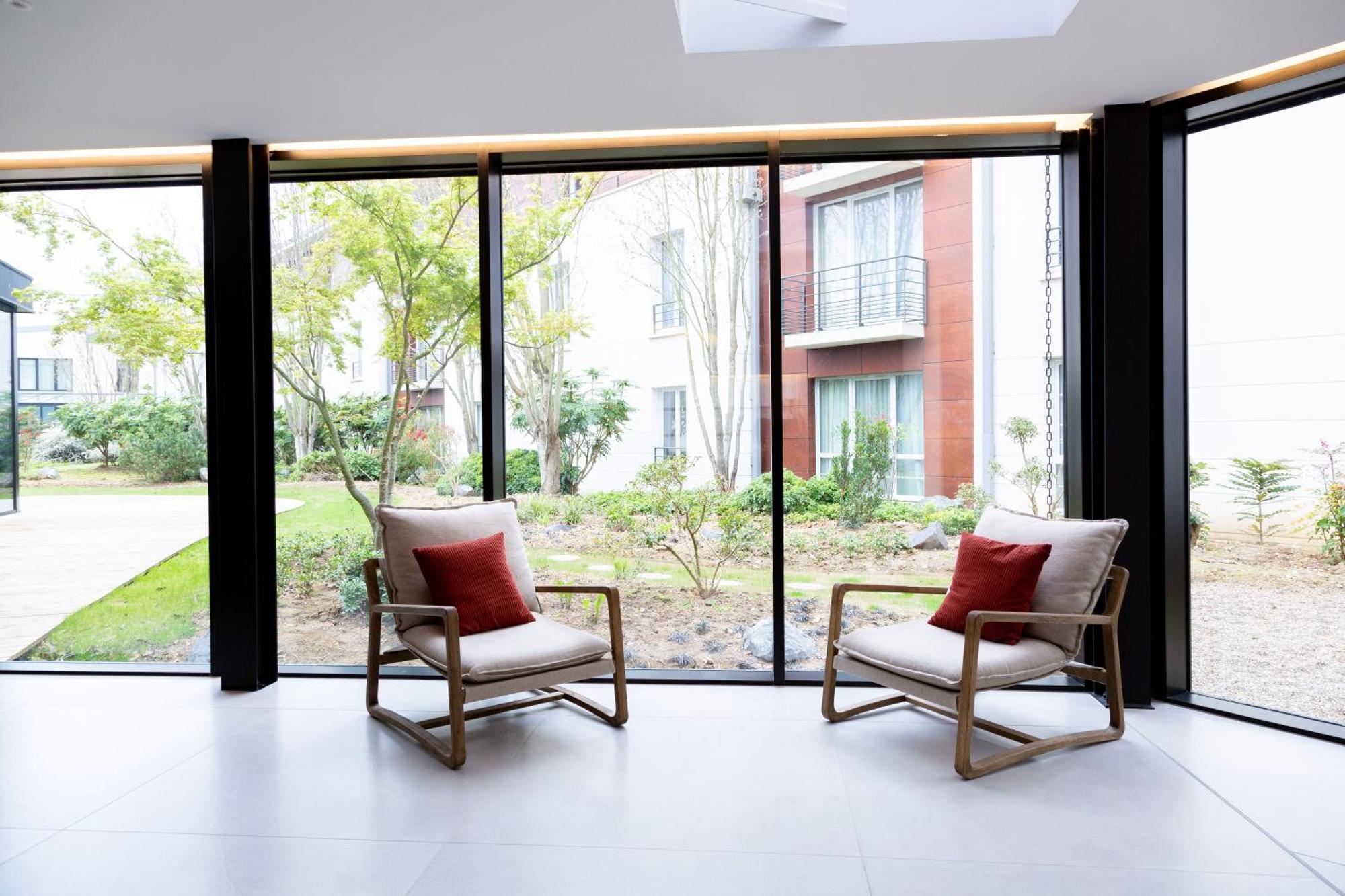 Paxton Paris Mlv Hotel Ferrieres-en-Brie Exterior photo
